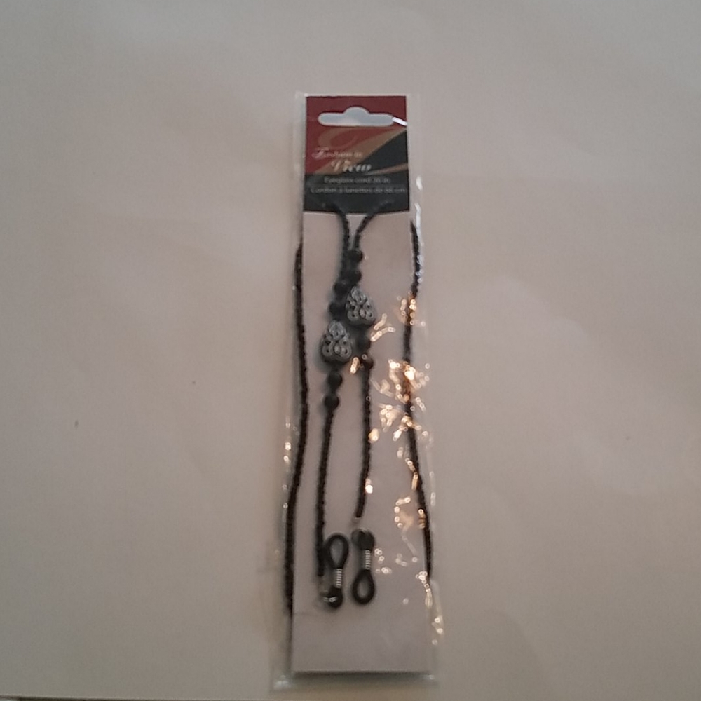 Eyeglass cord